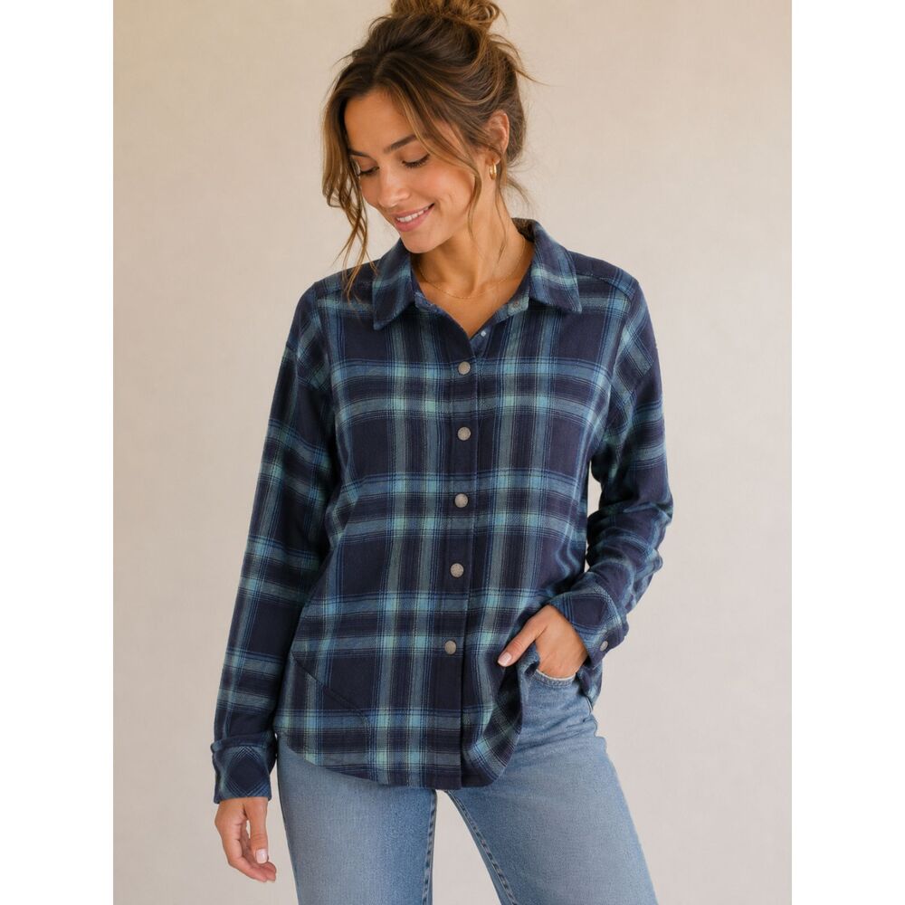 ORVIS Women’s M Plaid Flannel Shirt Blue Navy Long Sleeve Snap Front Pockets